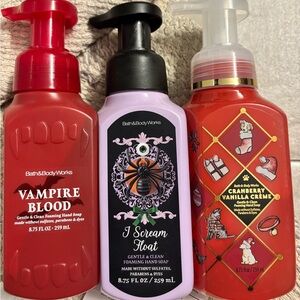 Bath & Body Works set of 3 foaming hand soaps . Fall/halloween scents
